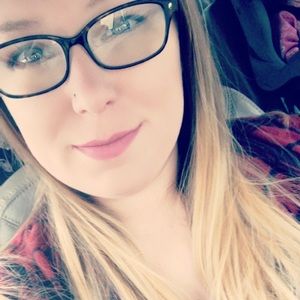 Meet your Posher, Mallory